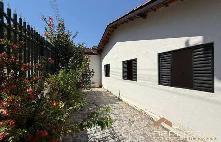 Casa à venda – Tavares, Pará de Minas