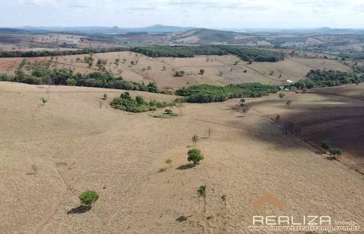 Fazenda à venda – Conquista, São José da Varginha