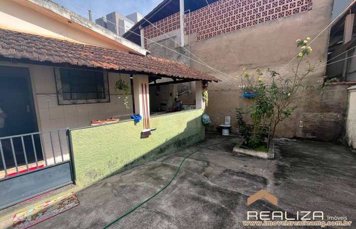 Casa à venda – Centro, Pará de Minas