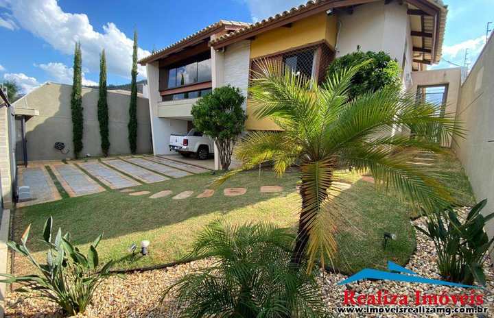 Casa à venda – São José, Pará de Minas